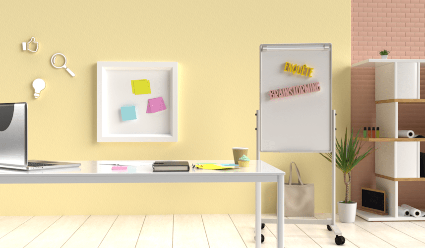 photo de bureau présentant des agenda, tablette, portable et ordinateur pour illustrer l' Ux design